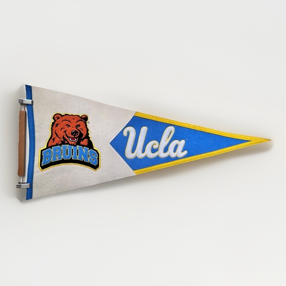 Winning Streak Sports UCLA Bruins Bear Mascot Wool Felt Pennant 41x17 College